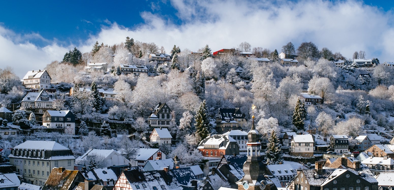 Kerstmarkt Monschau & Kasteel Merode