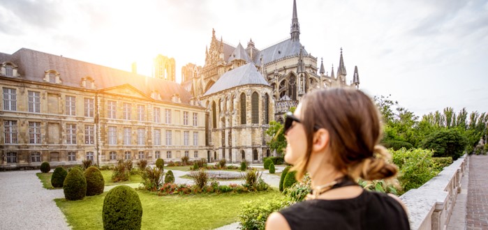 ÉTOGES - EPERNAY - REIMS - AFFLIGEM