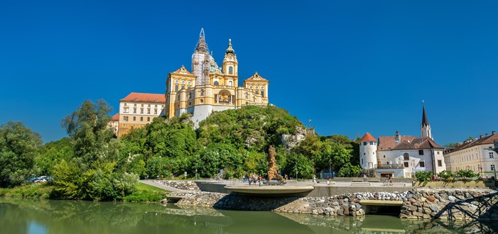 BRATISLAVA – MELK – DEGGENDORF