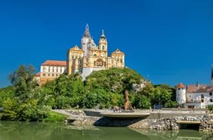 AFFLIGEM – ZAVENTEM – WENEN (-/-/-) 