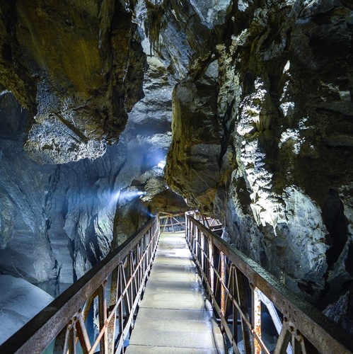Domein van de Grotten van Han