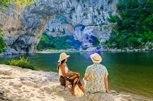 ARDÈCHE - AUBENAS - LE PONT D’ARC