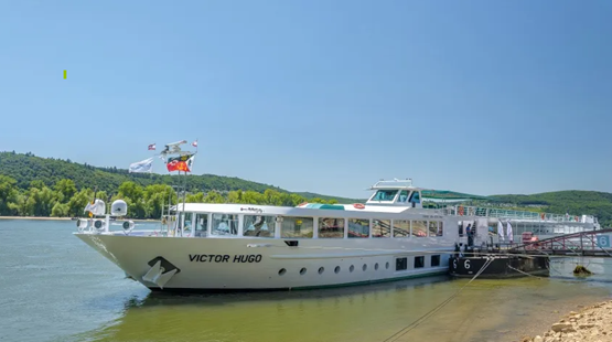 MS Victor Hugo****