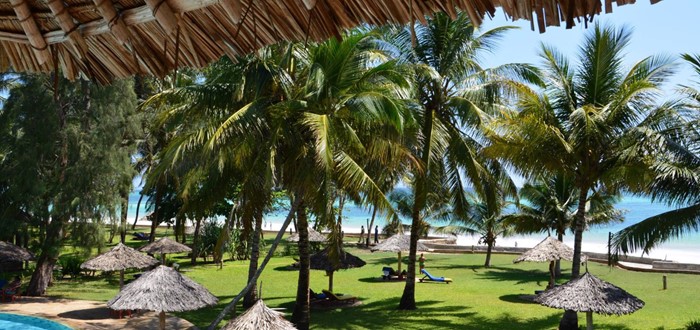 GALU BEACH – MOMBASSA (O/-/-)