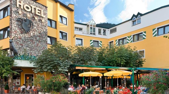 HOTEL SCHROFENSTEIN****