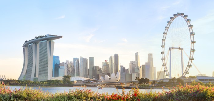 SYDNEY - SINGAPORE (O/-/-)